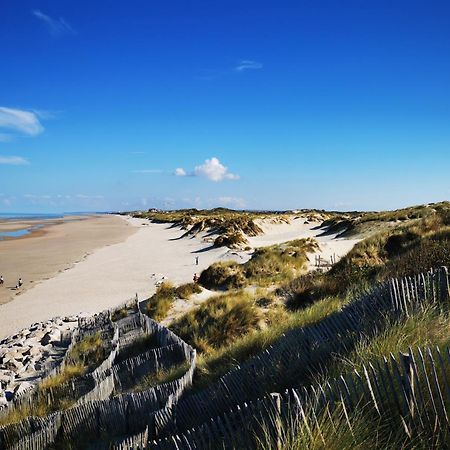 Appartement Sunrise Au Pied De La Plage Merlimont Plage Exteriör bild